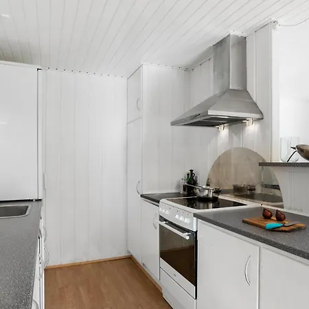 Stunning In Nexo With Kitchen Holiday home Spidsegard